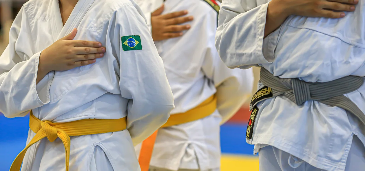 Diversos judocas participaram da Olímpiadas das escolas