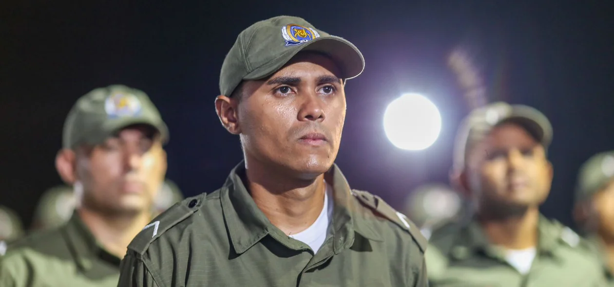 Formatura dos soldados da PM do Piauí