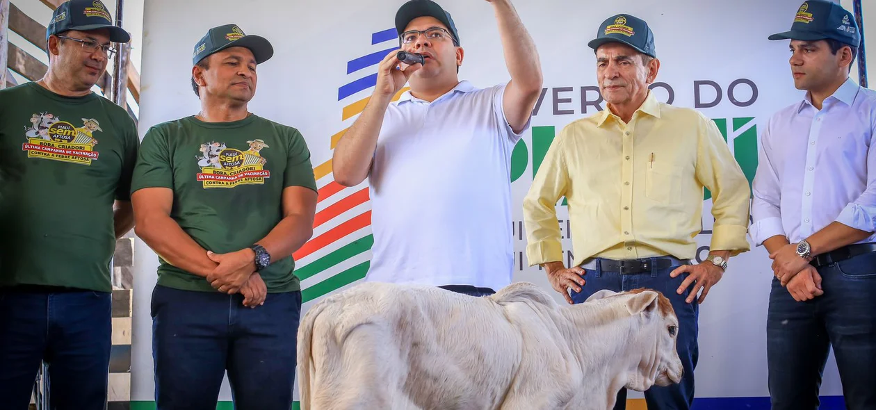 Governador falou durante solenidade de lançamento da campanha da febre aftosa no Piauí