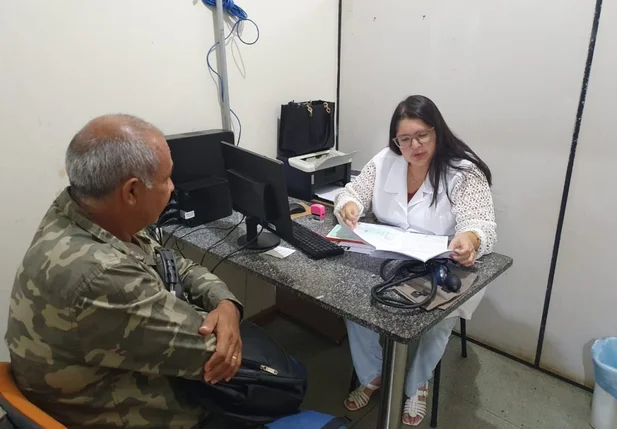 Lineu Araújo recebe mutirão de consultas e exames especializados