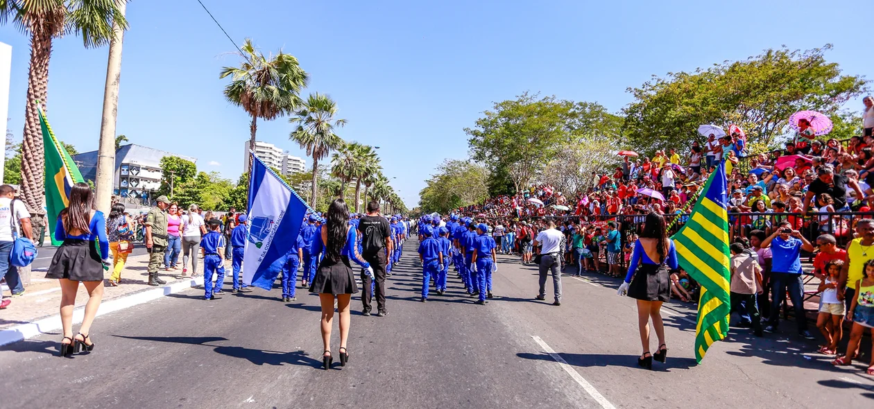 O desfile aconteceu na Avenida Marechal