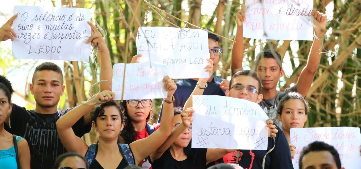 Manifestação dos estudantes do curso de Licenciatura em Educação do Campo