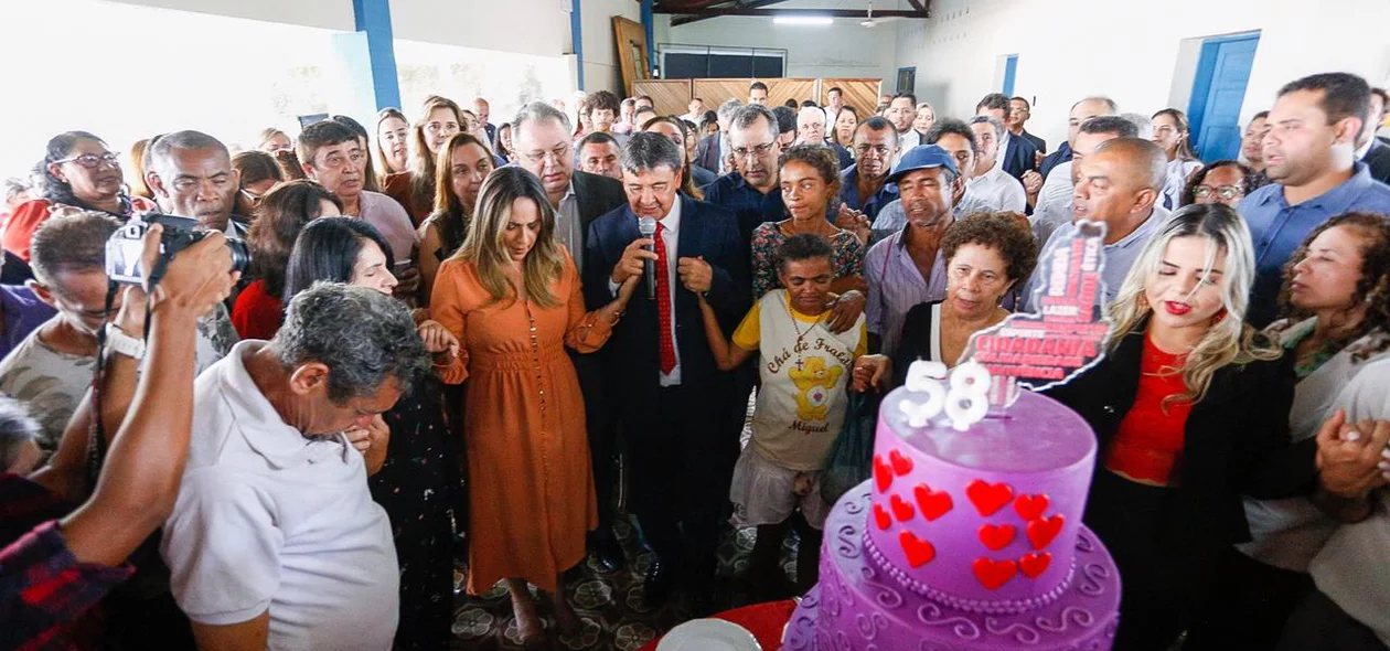 Governador Wellington Dias comemora aniversário na Casa de Maria 
