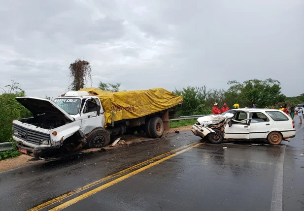 Acidente deixou uma pessoa morta