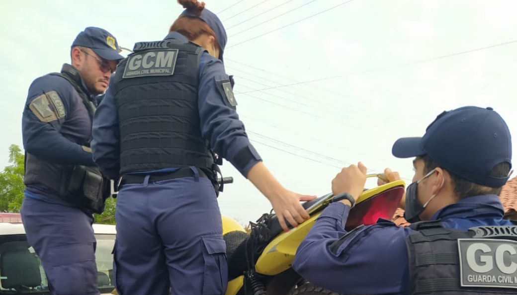 Equipe da Guarda Municipal de Teresina recuperou o veículo roubado