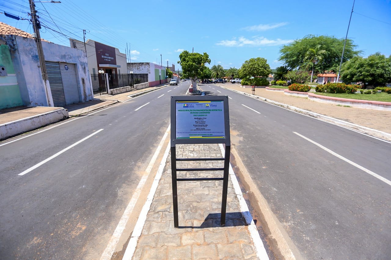 Pavimentação em Paes Landim
