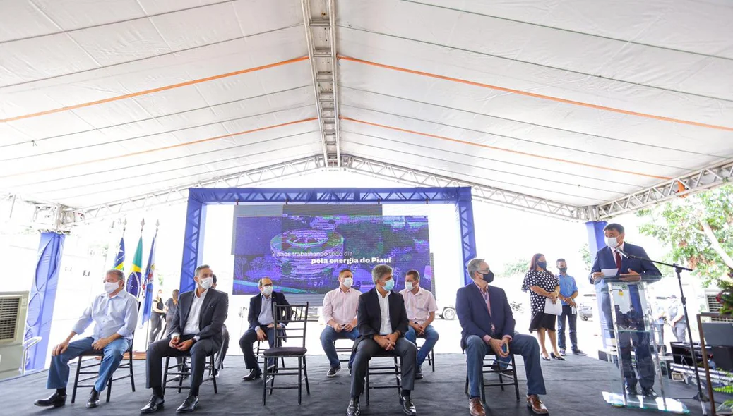 Presentes na inauguração da subestação Esplanada