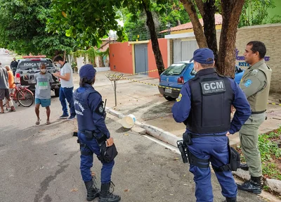 Vítima foi localizada em via pública, nas primeiras horas da manhã desta quarta-feira