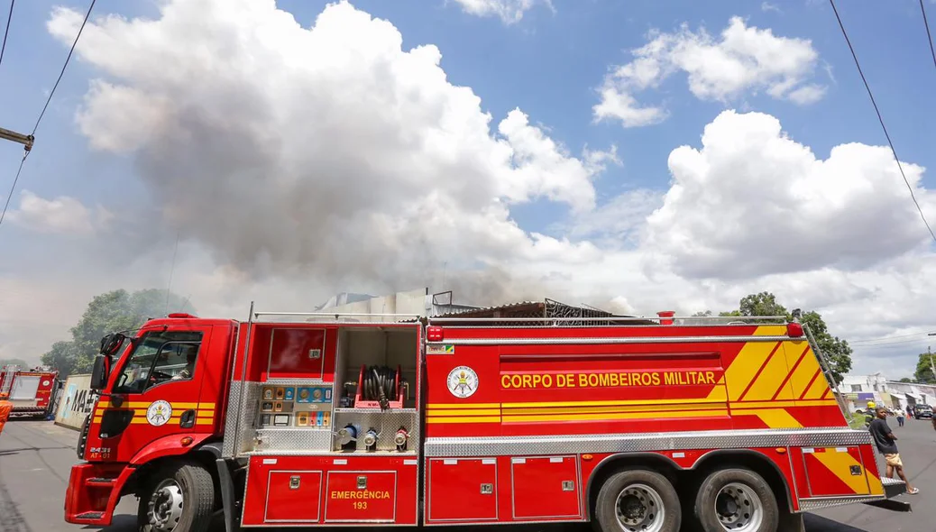 Carro do Corpo de Bombeiros