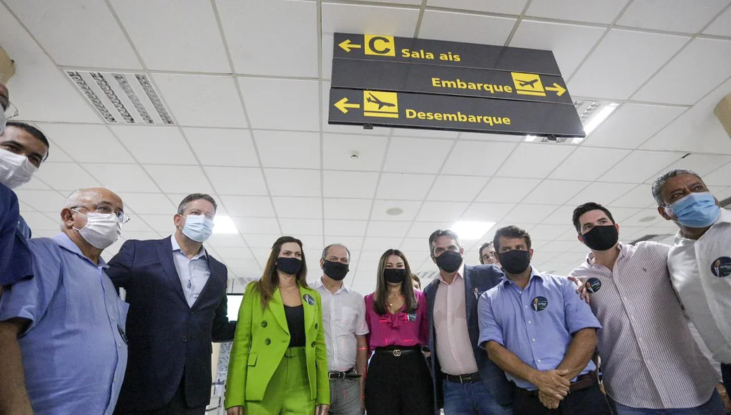 Deputado Arthur Lira desembarca no Aeroporto de Teresina