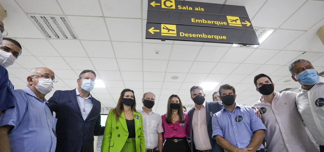 Deputado Arthur Lira desembarca no Aeroporto de Teresina