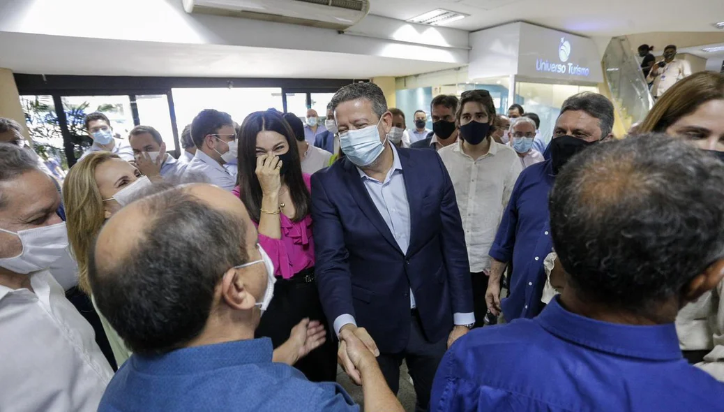Deputado federal Arthur Lira chega a Teresina