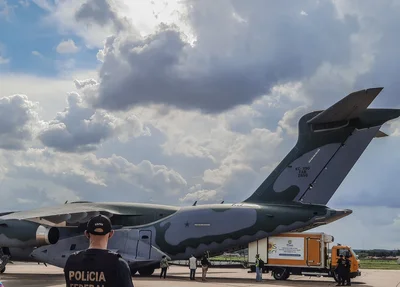 Descarregamento das vacinas em Teresina