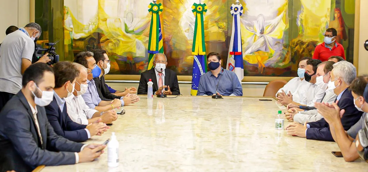 Dr. Pessoa recebe Baleia Rossi na Prefeitura de Teresina
