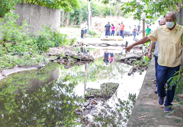 Dr. Pessoa visita obras da galeria da zona leste de Teresina neste sábado