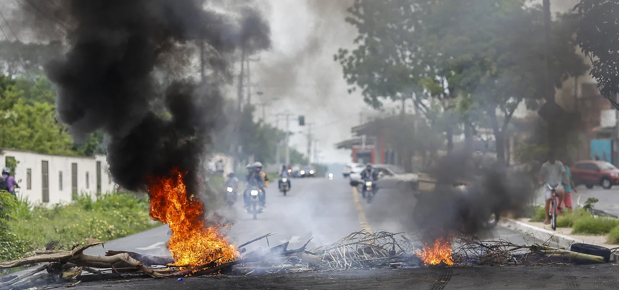 Manifestação na zona leste de Teresina