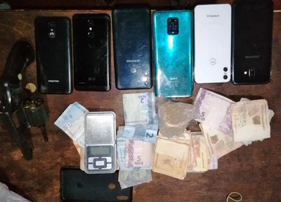 Material apreendido pela polícia