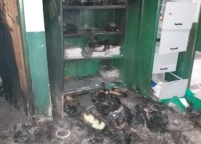 material escolar foi destruído