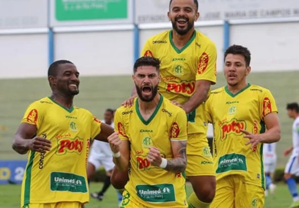 Mirassol goleia Altos