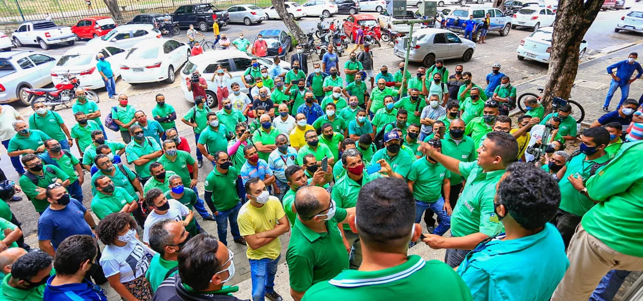 Motoristas decidem retornar às atividades após pagamento de ticket