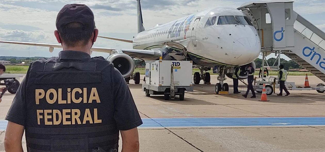 O avião chegou por volta das 15h em Teresina