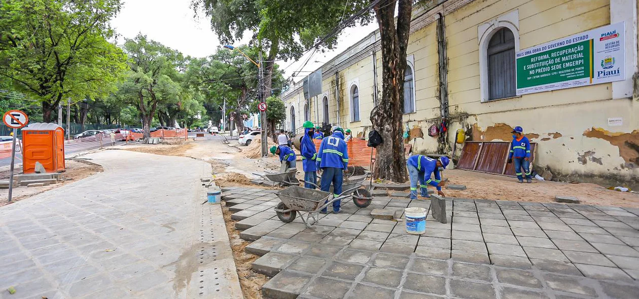 Obra no centro de Teresina