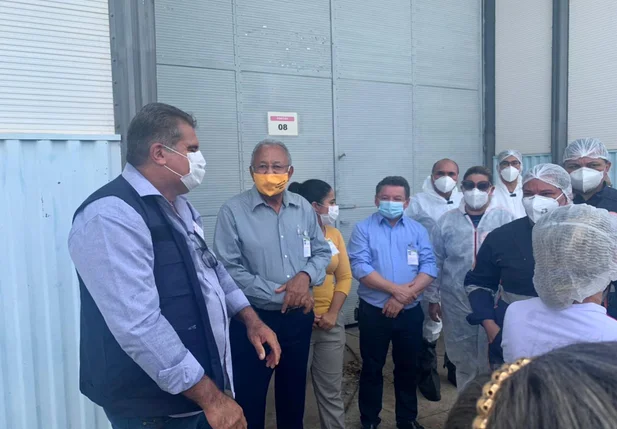 Prefeito Dr. Pessoa aguarda chegada de pacientes de Manaus no aeroporto