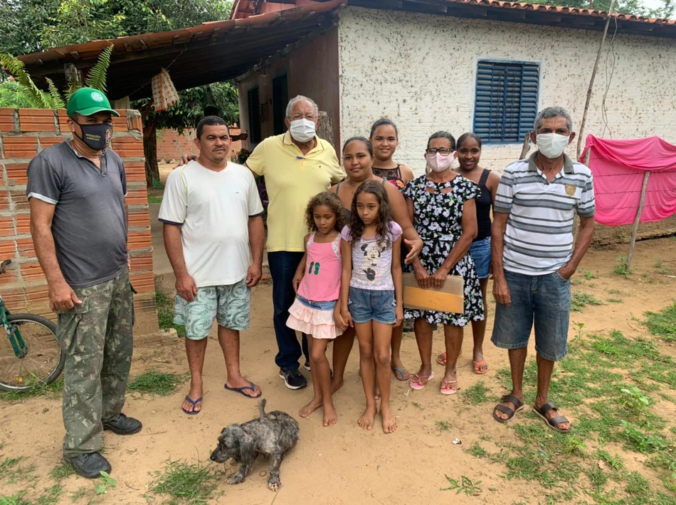 Prefeito Dr. Pessoa visita assentamento Angolá e anuncia obras