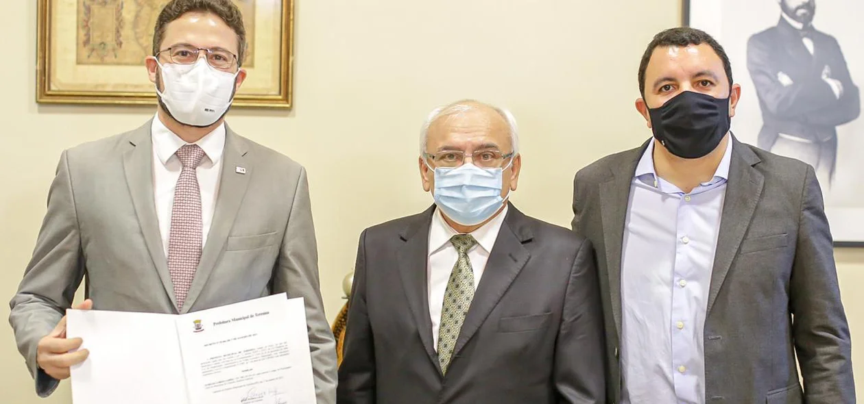 Procurador Geral do Município Aurélio Lobão