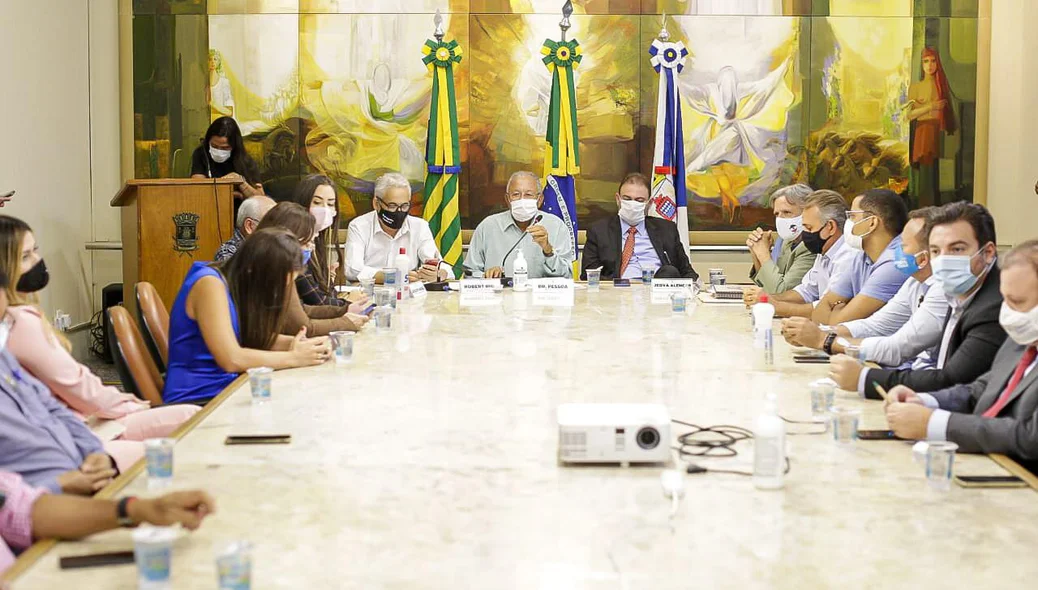 Reunião entre prefeito Dr. Pessoa e vereadores de Teresina