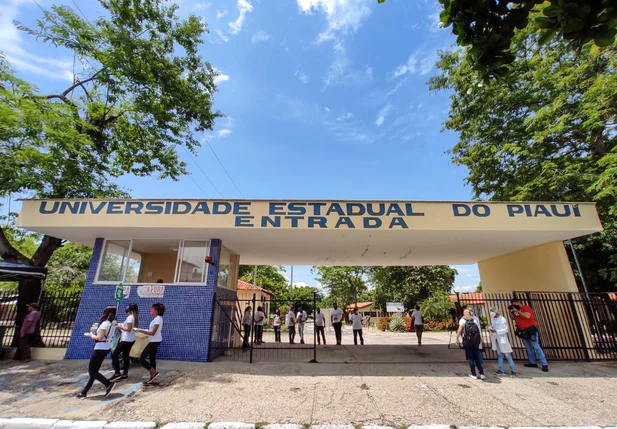 Universidade Estadual do Piauí no segundo dia do Enem 2020