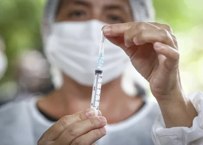 Vacina contra o novo coronavírus