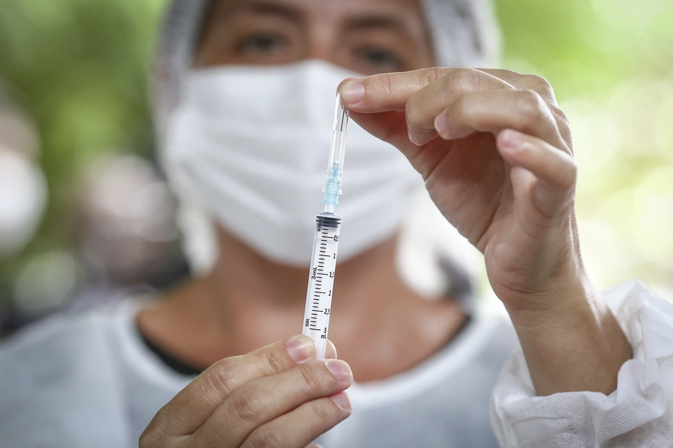 Vacina contra o novo coronavírus