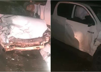 Veículo com a parte frontal destruída