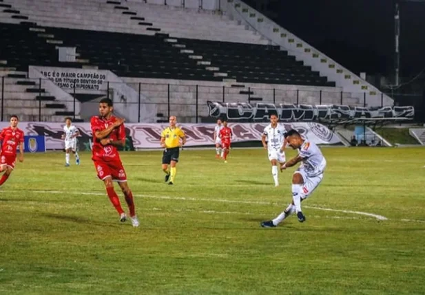 ABC e 4 de Julho se enfrentaram no Estádio Frasqueirão, em Natal-RN