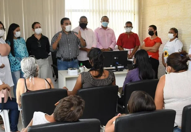 Abertura da campanha Outubro Rosa em Floriano