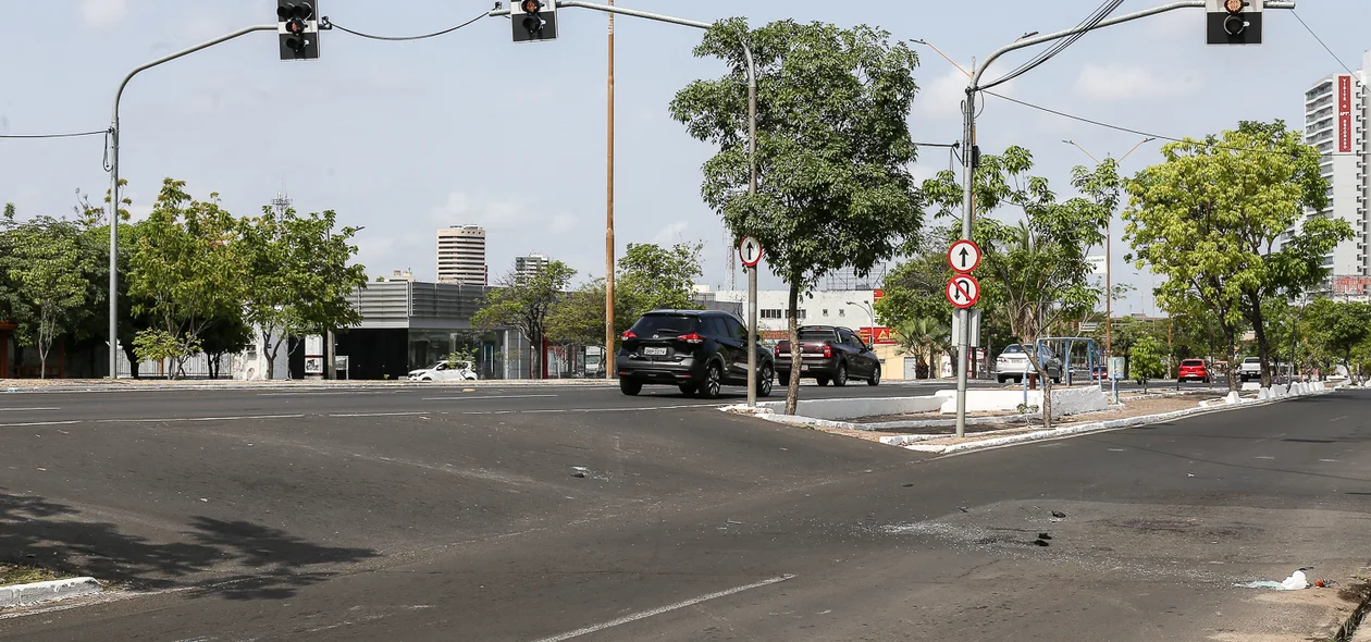 Acidente aconteceu no cruzamento da XXII com rua  aviador Irapuan Rocha
