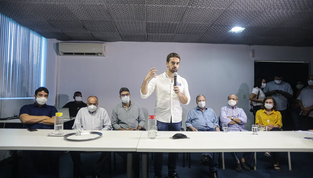 Autoridades no evento