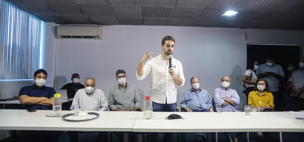 Autoridades no evento