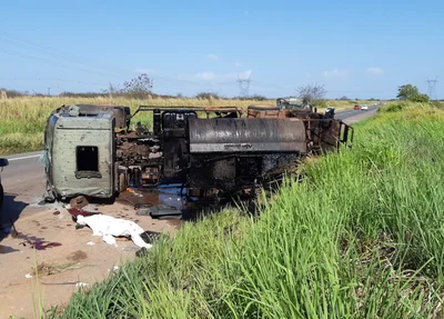 Caminhão onde estavam os militares