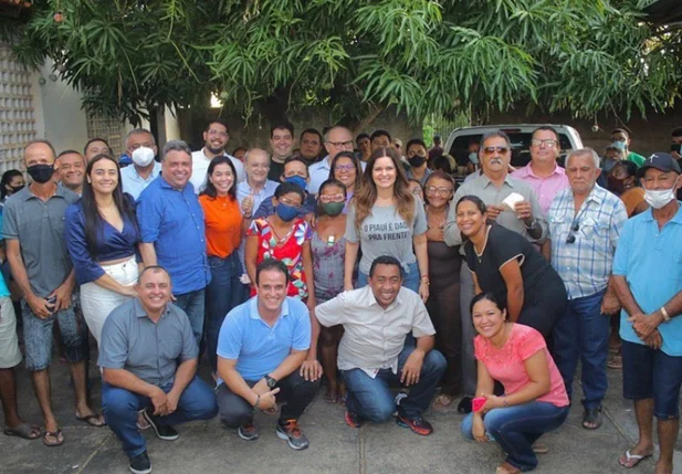 Caravana da oposição em Regeneração