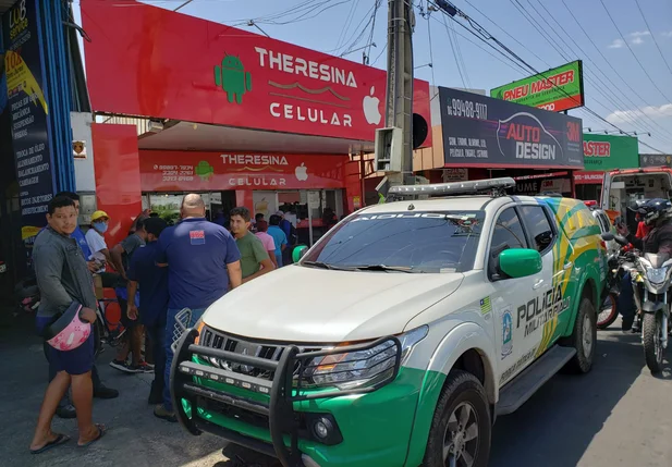 Caso aconteceu em uma loja de celulares na Avenida Miguel Rosa