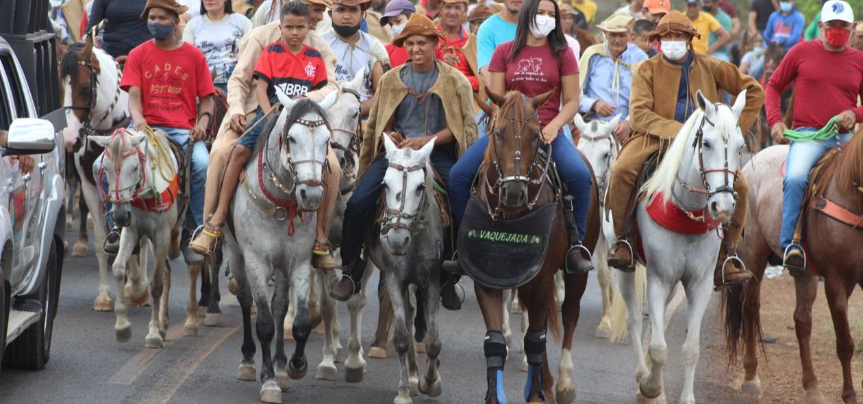Cavalgada em comemoração ao dia do vaqueiro