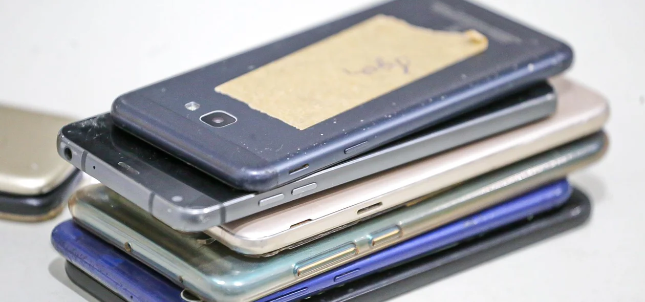Celulares apreendidos