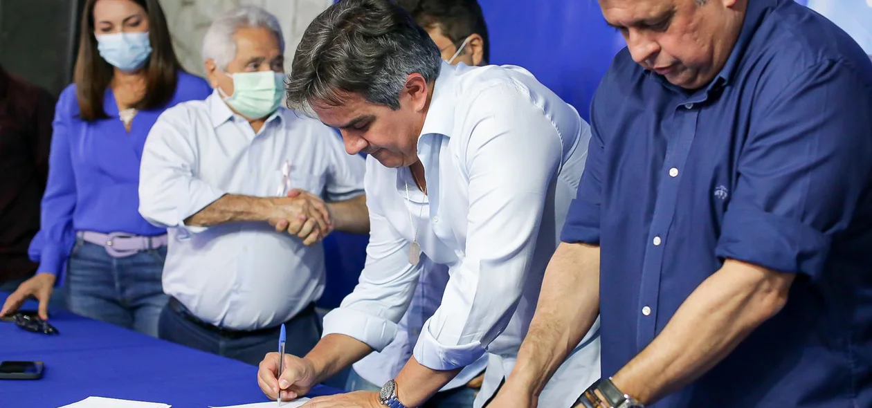 Ciro Nogueira homologa a filiação de Tadeu Maia no Progressista