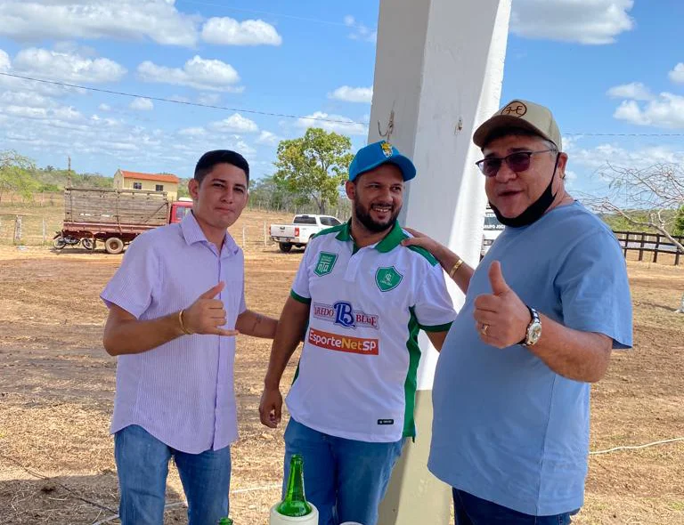 Deputado João Mádison prestigia a Vaquejada em Alto Longá