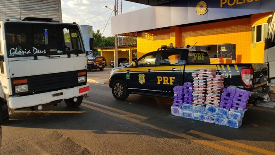 Droga apreendida pela PRF