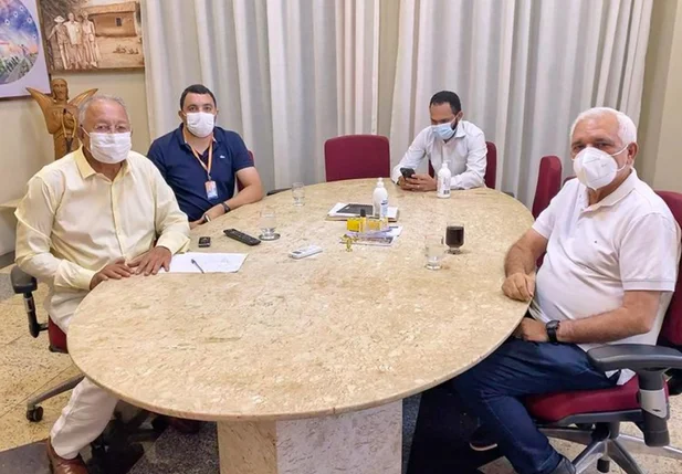 Encontro de Themístocles Filho com Dr. Pessoa