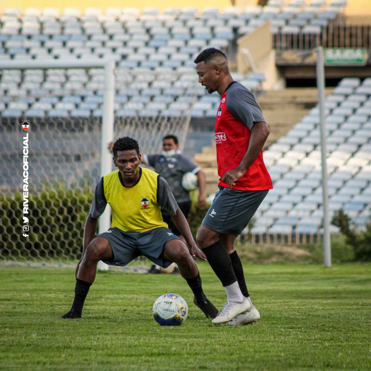 Equipe do River em trabalho no Albertão