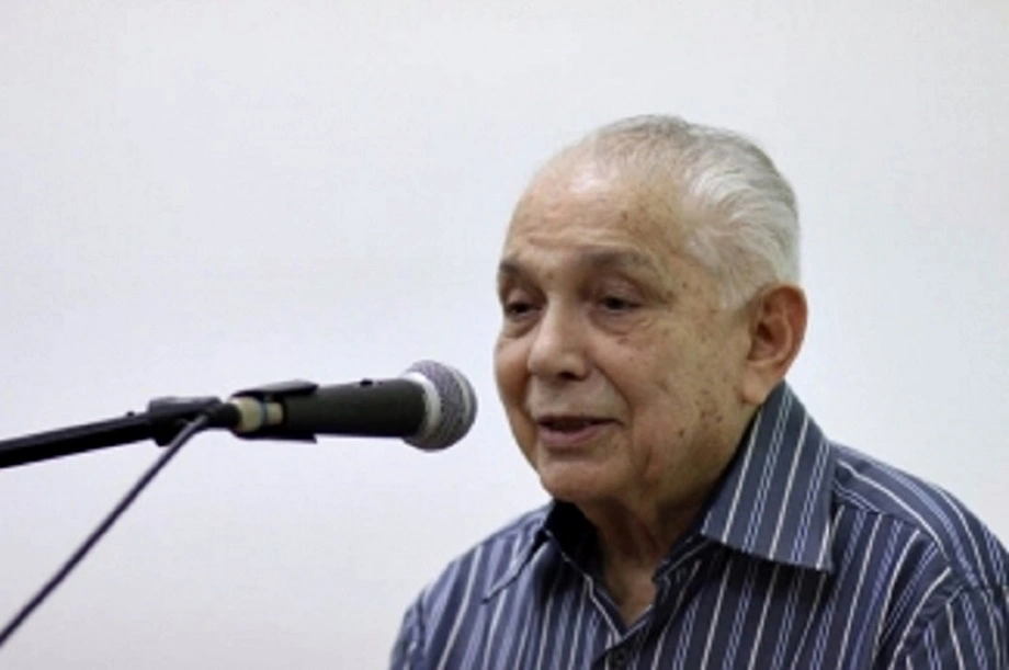 Escritor Paulo Nunes